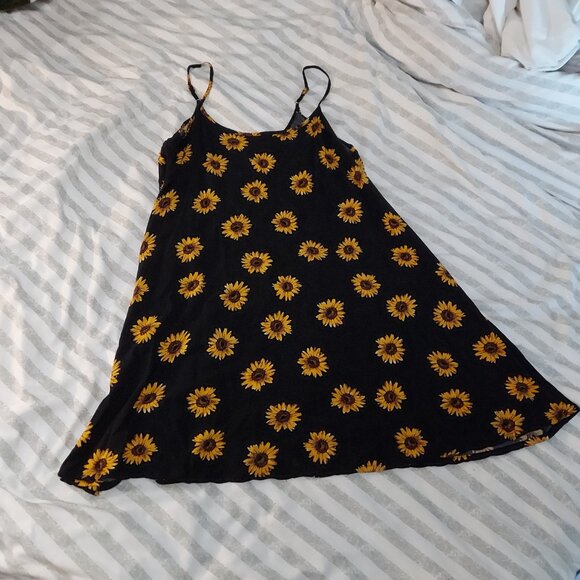 MS Basic Sunflower Dress - Picture 2 of 2